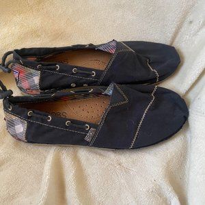 EUC Bob's by Skechers Women's Navy Blue Slip on Shoes Size 8